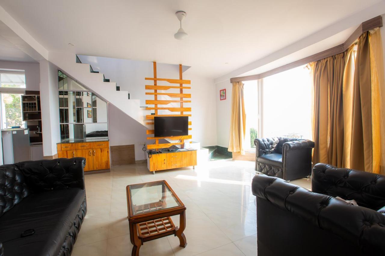 Blue Pine Orchards - Villas ลันส์โดว์นี ภายนอก รูปภาพ