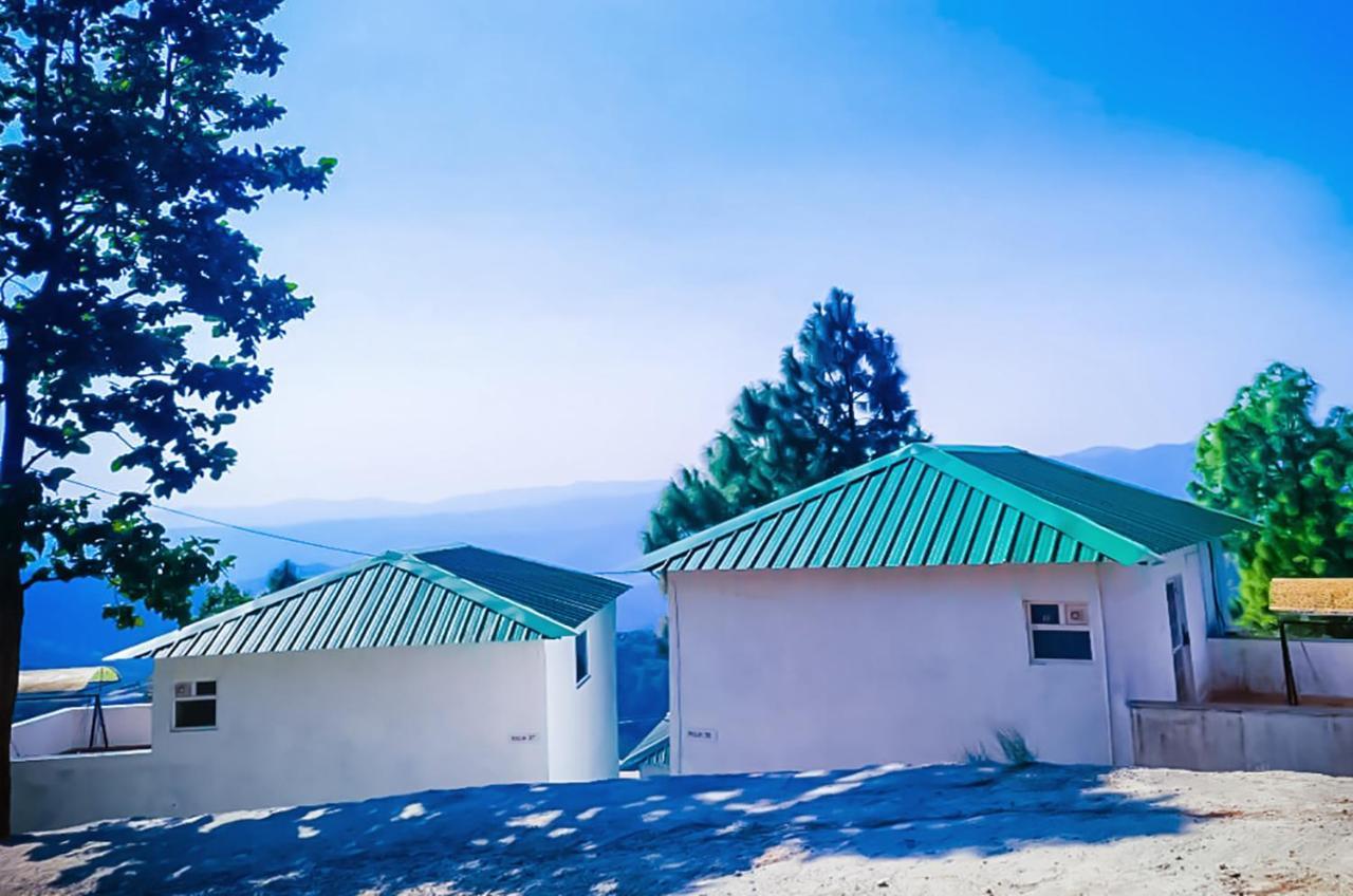 Blue Pine Orchards - Villas ลันส์โดว์นี ภายนอก รูปภาพ