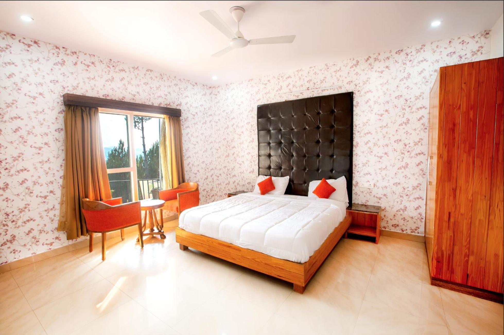 Blue Pine Orchards - Villas ลันส์โดว์นี ภายนอก รูปภาพ
